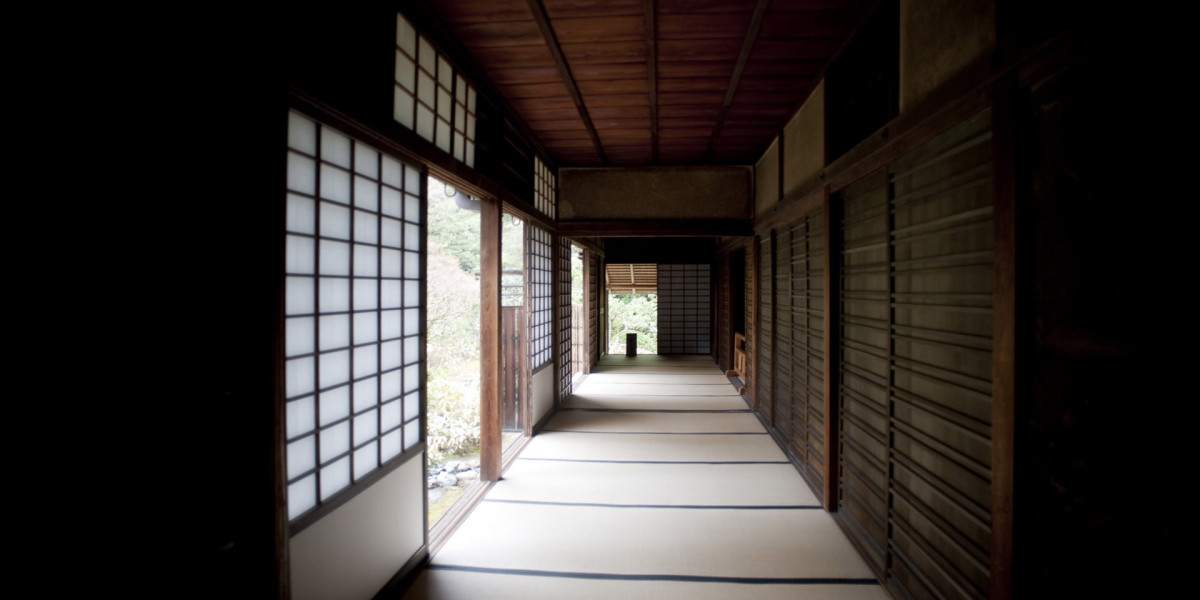 Star Entertainment: Casino operator's shares plummet after trading halt, company on brink of collapse with 'ma